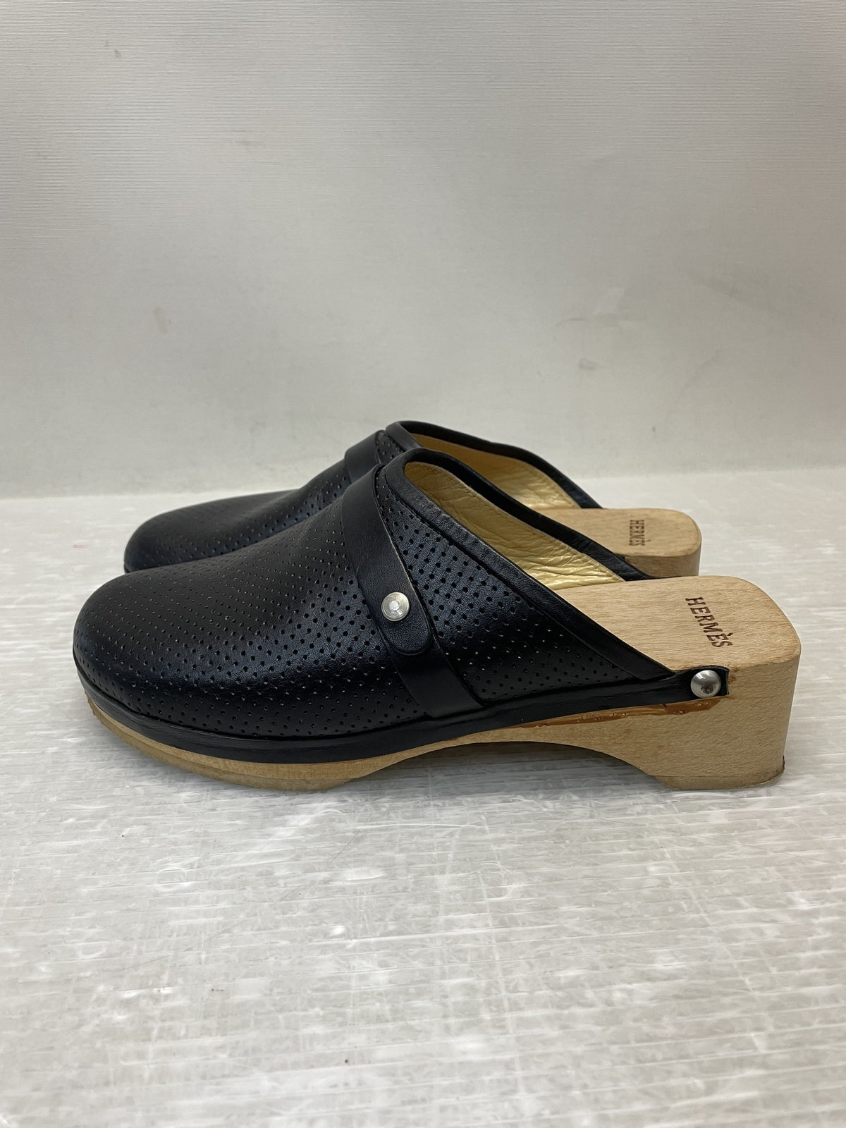 HERMES パンチングレザー サボサンダル 36 黒