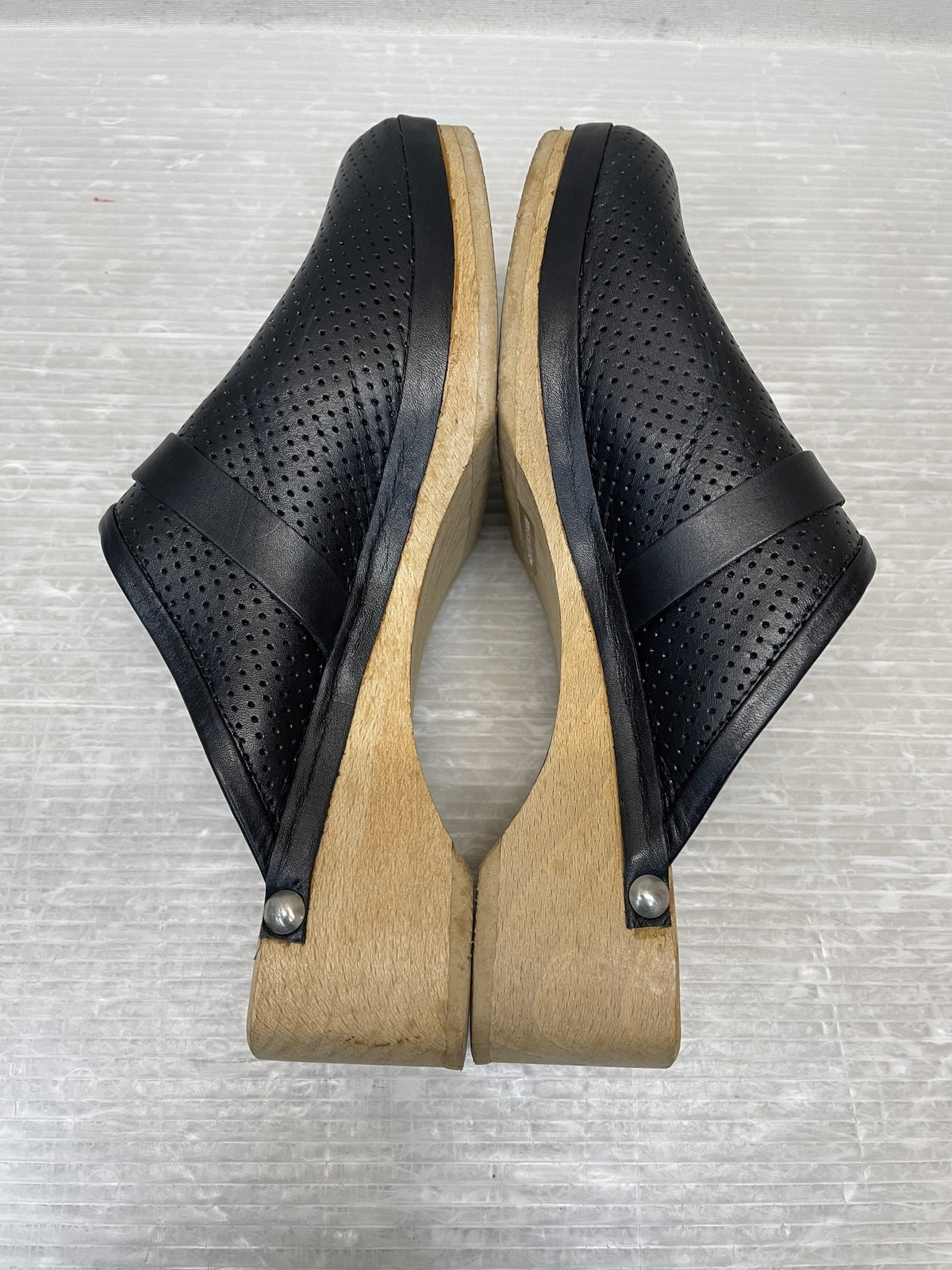 HERMES パンチングレザー サボサンダル 36 黒