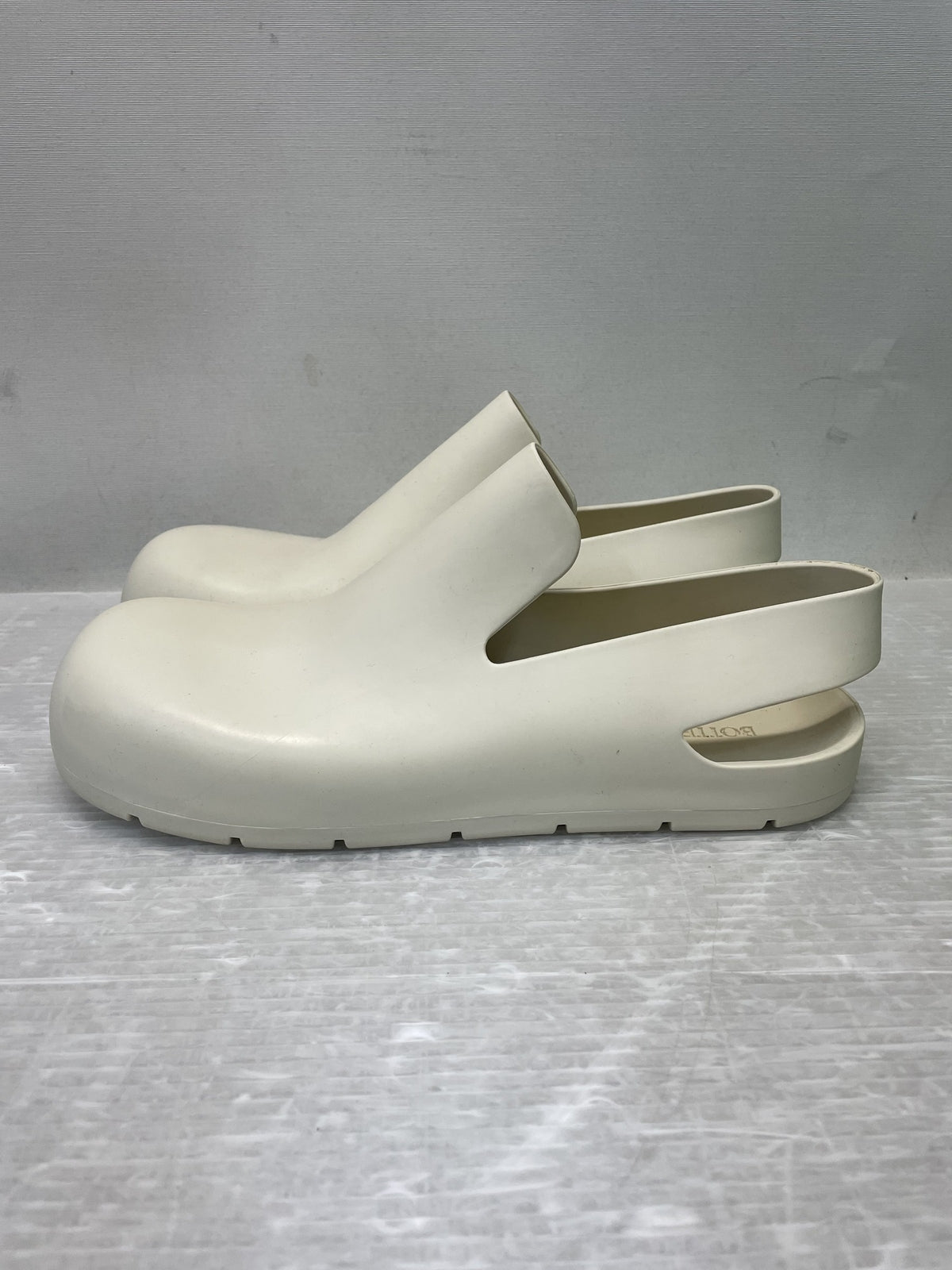 Bottega Veneta パドルサンダル 38 アイボリー