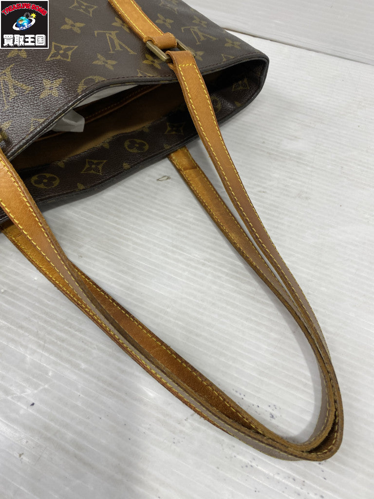 CELINE シャイニーカーフスキン スモールフラップウォレット 水色