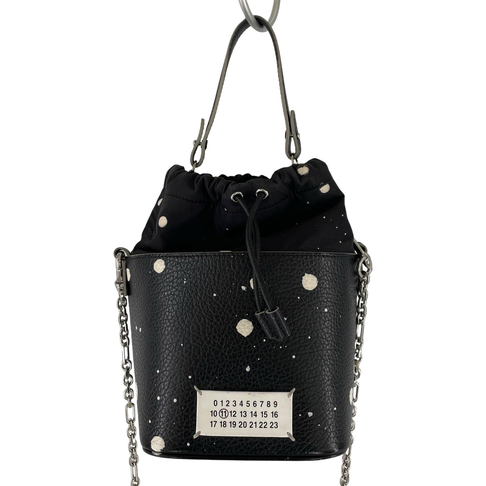ショルダーバッグ MAISON MARGIELA 5AC ペインティング バケットバッグ 黒 ブラック