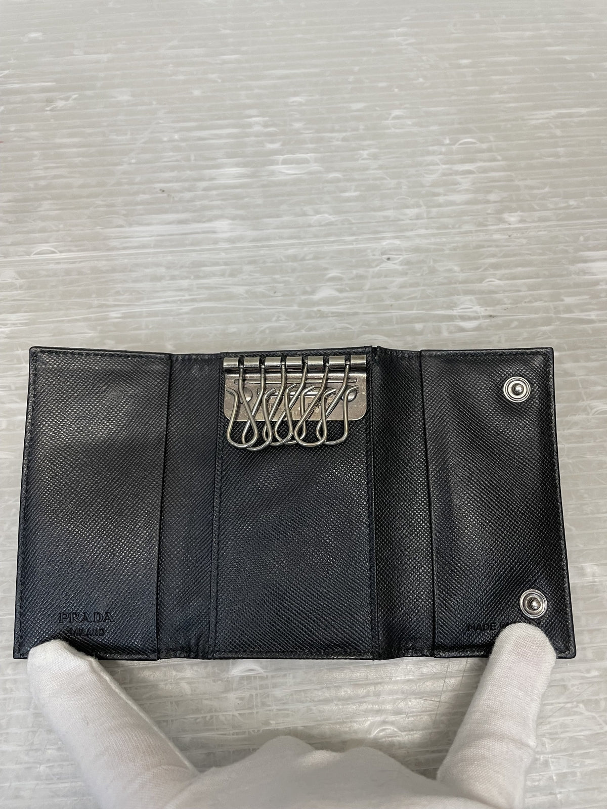 PRADA テスートナイロン 6連キーケース 黒