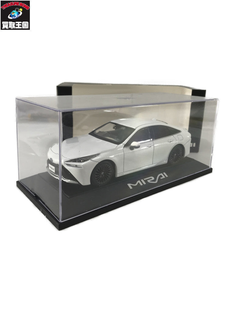 1/30 MIRAI プレシャスホワイトパール カラーサンプル