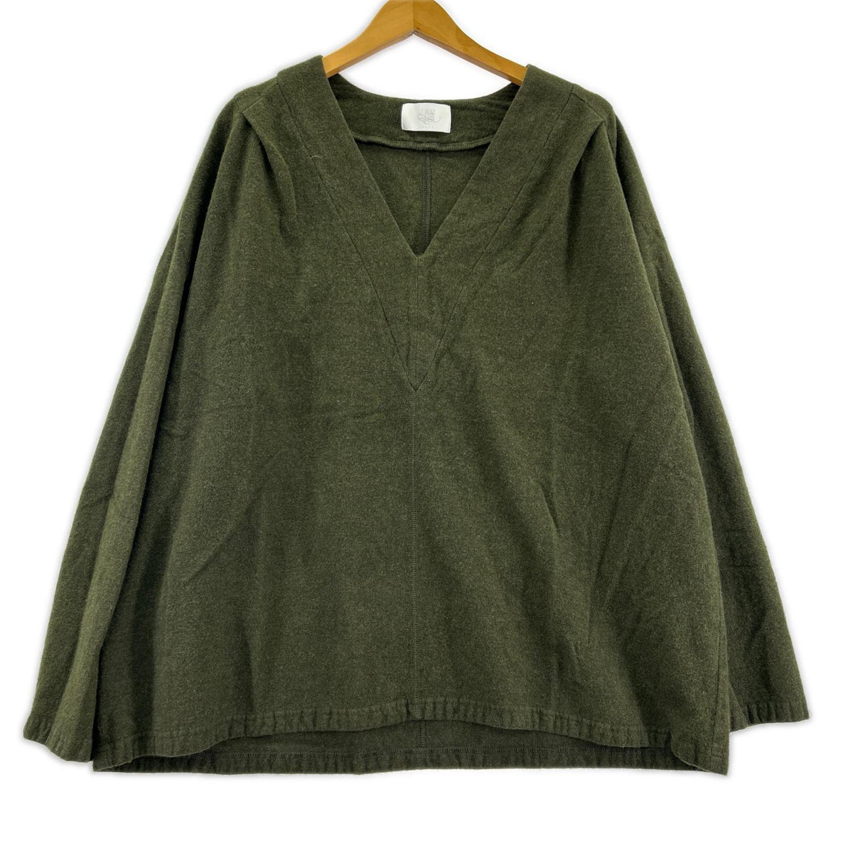 ニット 16AW ｳｰﾙVﾈｯｸ　ｸﾞﾘｰﾝ フリー