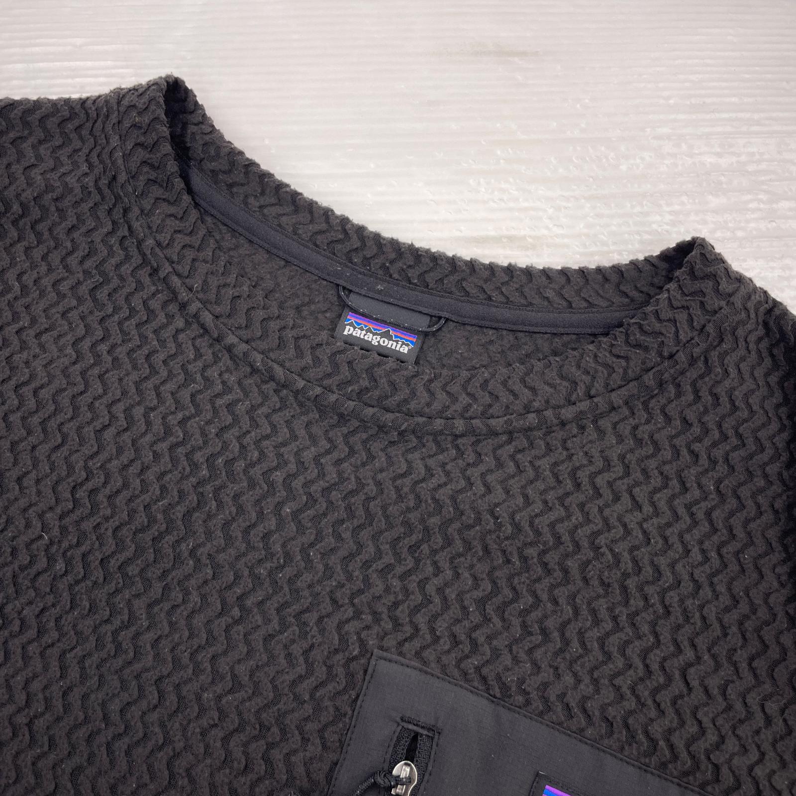 長袖Ｔシャツ M's R1 Air Crewneck Pullover ブラック