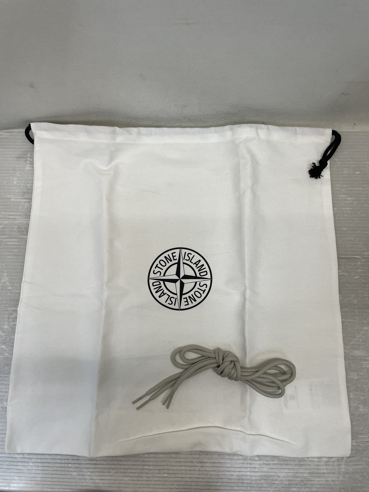 スニーカー STONE ISLAND コンパスロゴ刺繍 スウェード マウンテンシューズ 41 黒