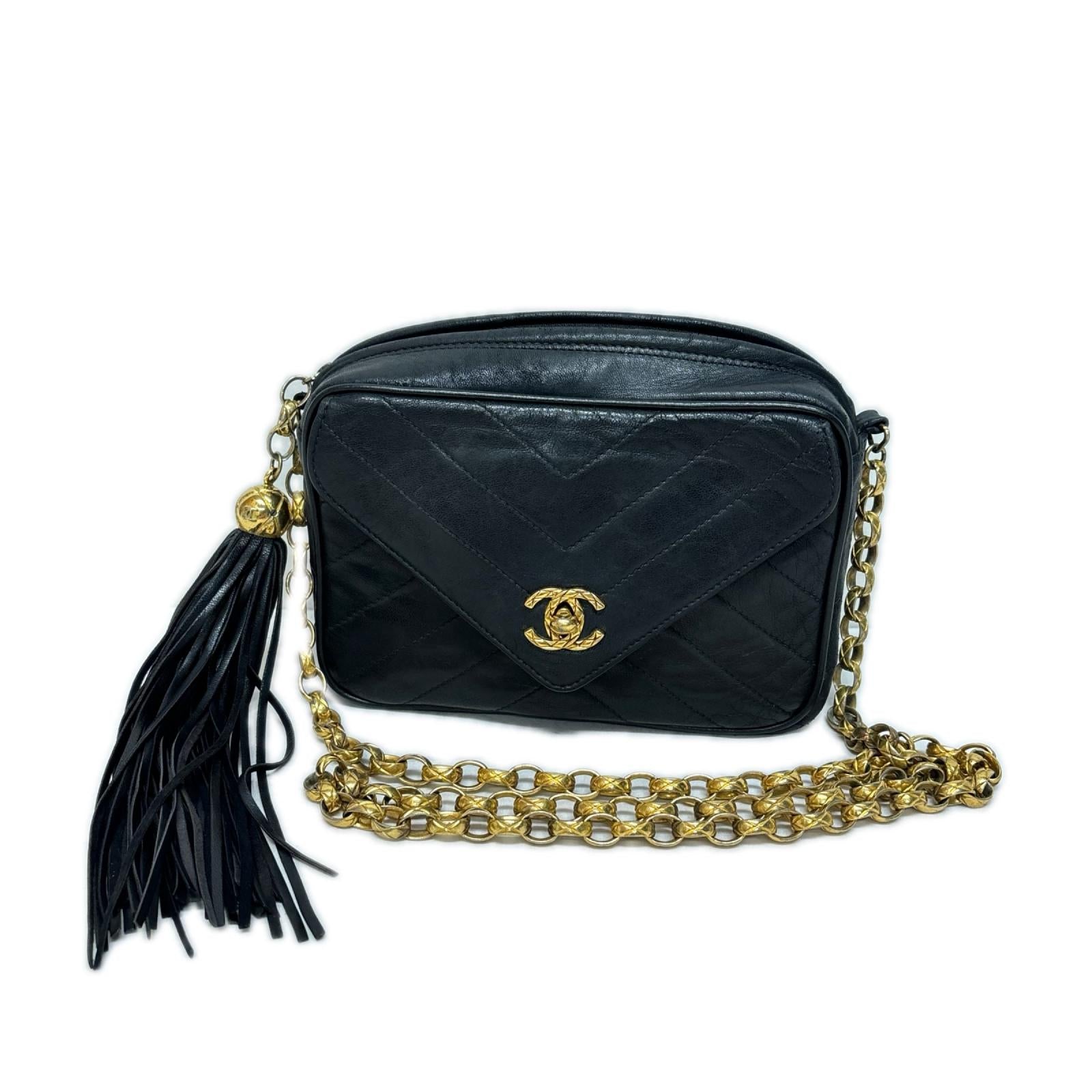 CHANEL Vｽﾃｯﾁ ｼｪﾌﾞﾛﾝ ﾗﾑｽｷﾝﾁｪｰﾝｼｮﾙﾀﾞｰﾊﾞｯｸﾞ ﾌﾞﾗｯｸ