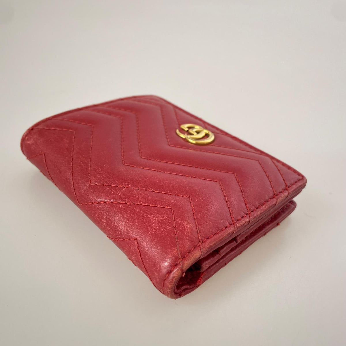 GUCCI GGマーモント カードケースウォレット レッド