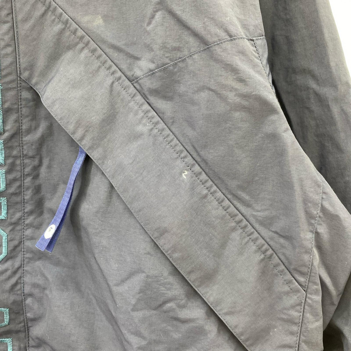 マウンテンパーカー 00ｓ A BATHING APE ｽﾉﾎﾞｼﾞｬｹｯﾄ L 紺 L ネイビー