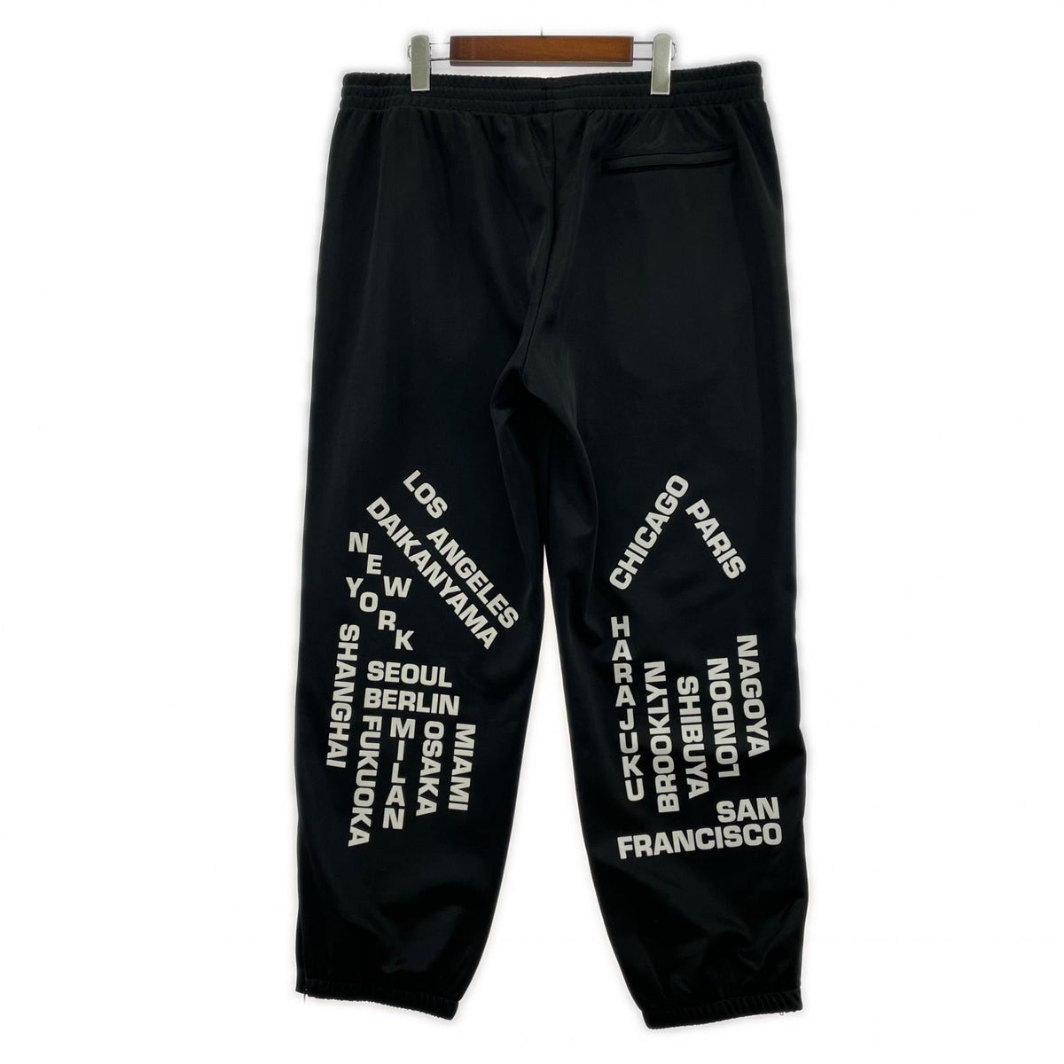 パンツ Worldwide Tricot Track Pant L ブラック