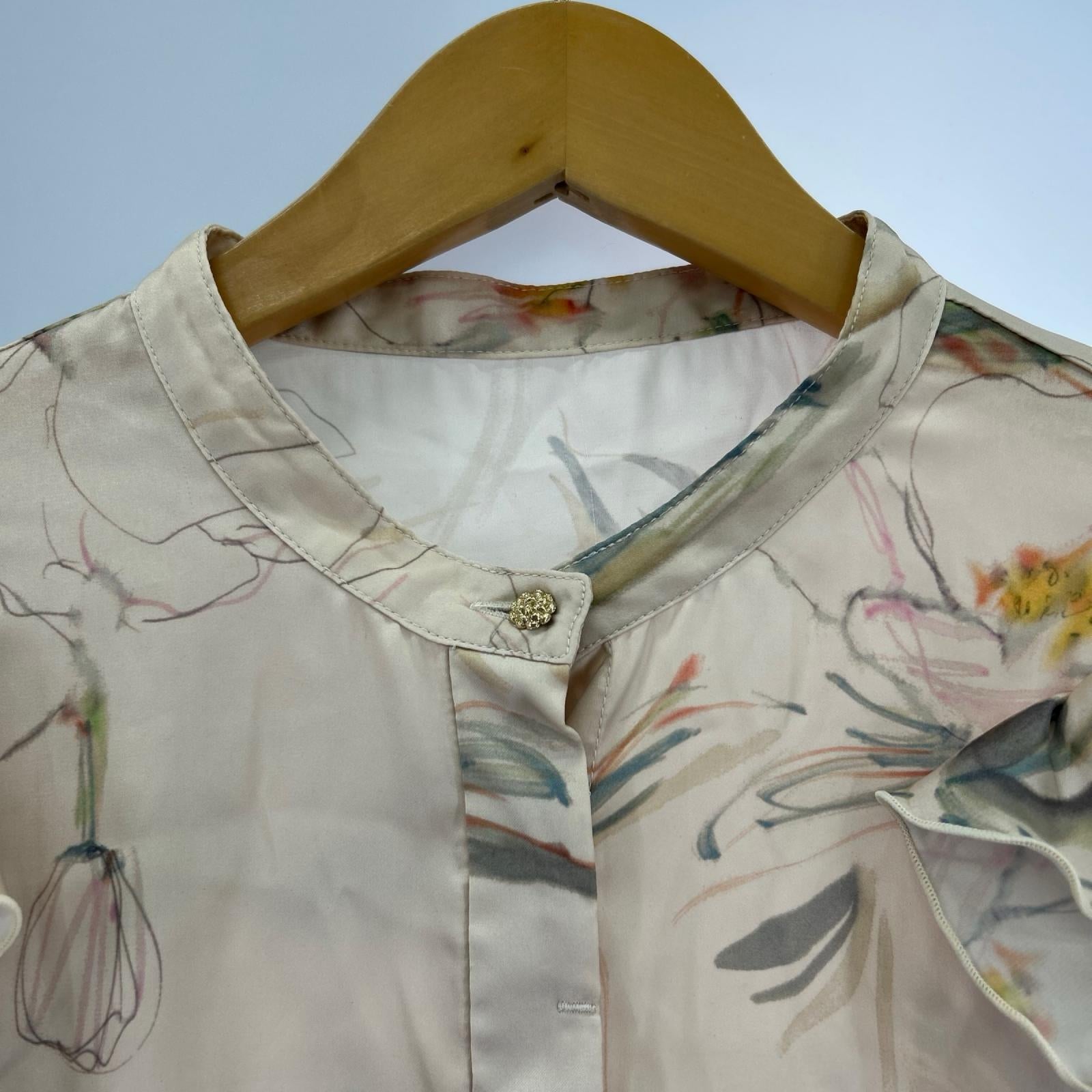 長袖Ｔシャツ 花柄 ベージュ