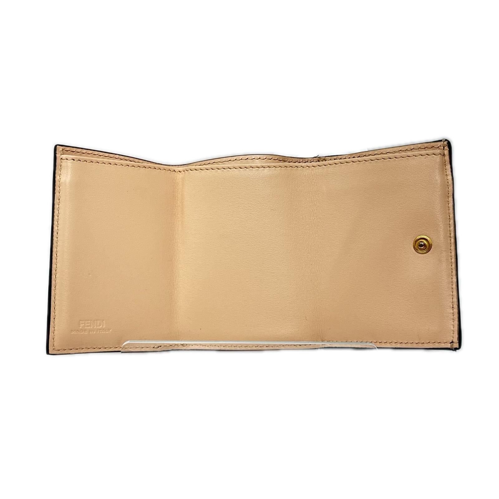 FENDI ズッカ　三つ折り財布