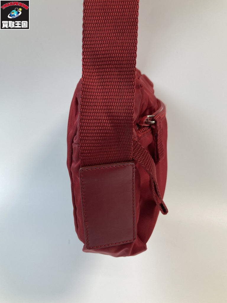 PRADA ナイロンショルダー