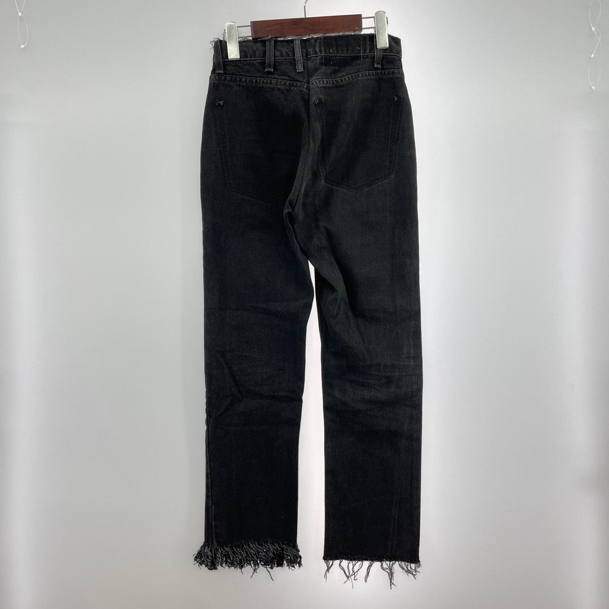 デニムパンツ Levi's カットオフ リメイク デニムパンツ グレー ブラック