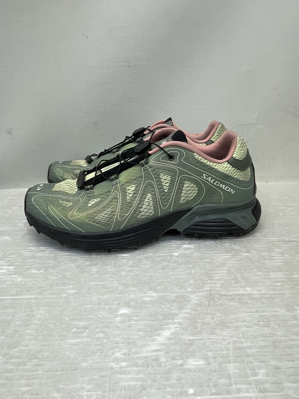 スニーカー 491703