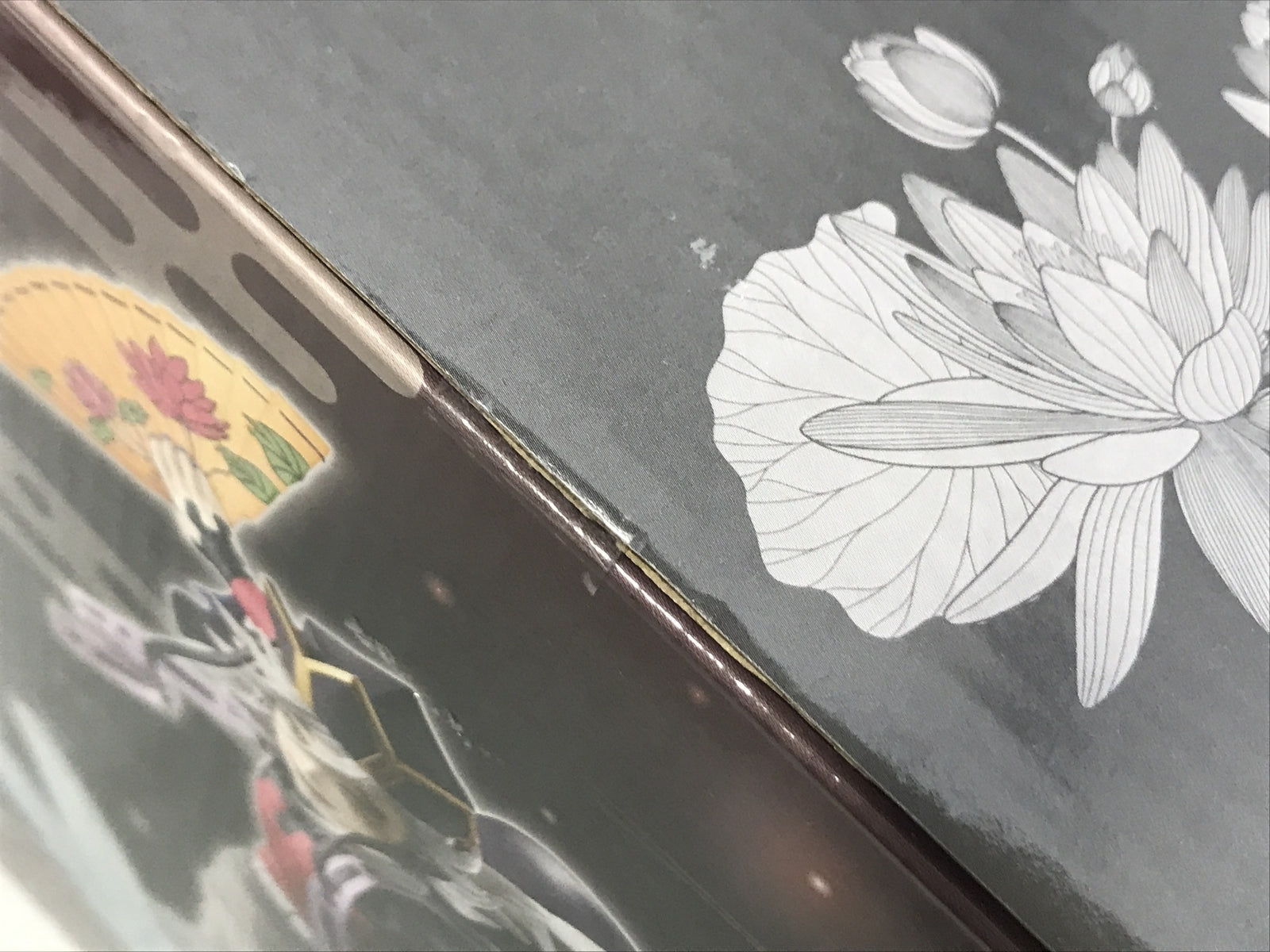２つ折りコンパクトウォレット P00607718D