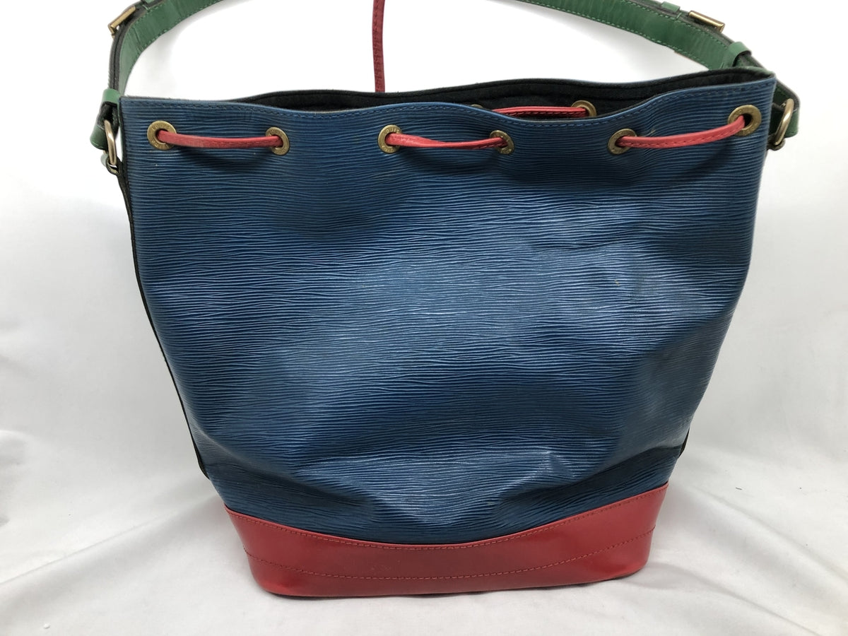 CELINE メッセンジャーバッグ トリオンフ