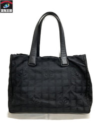 Dior パールイヤリング