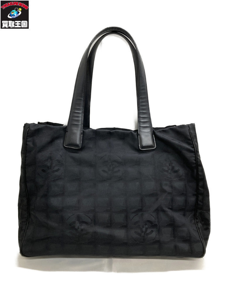 Dior パールイヤリング