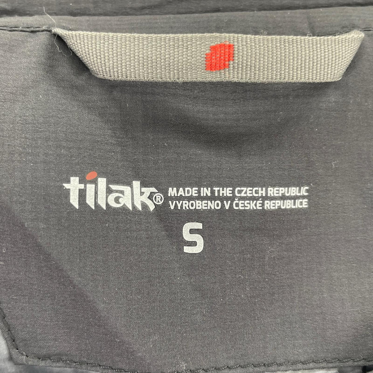 ジャケット Tilak 中綿ライトベスト S ブラック S ブラック