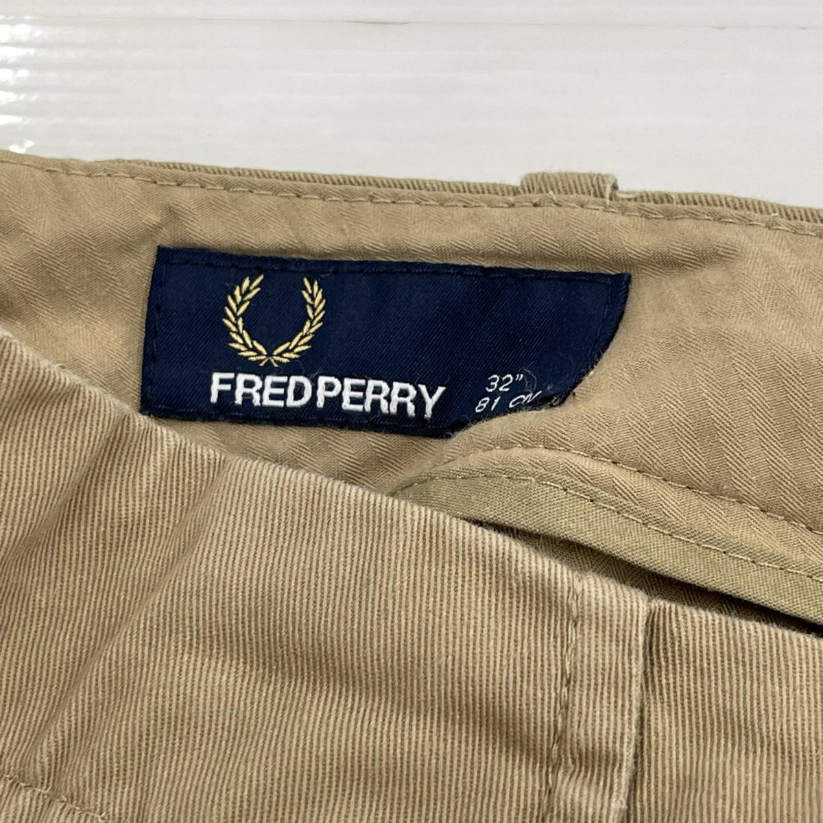 ショートパンツ FRED PERRY ショートパンツ 32 ベージュ