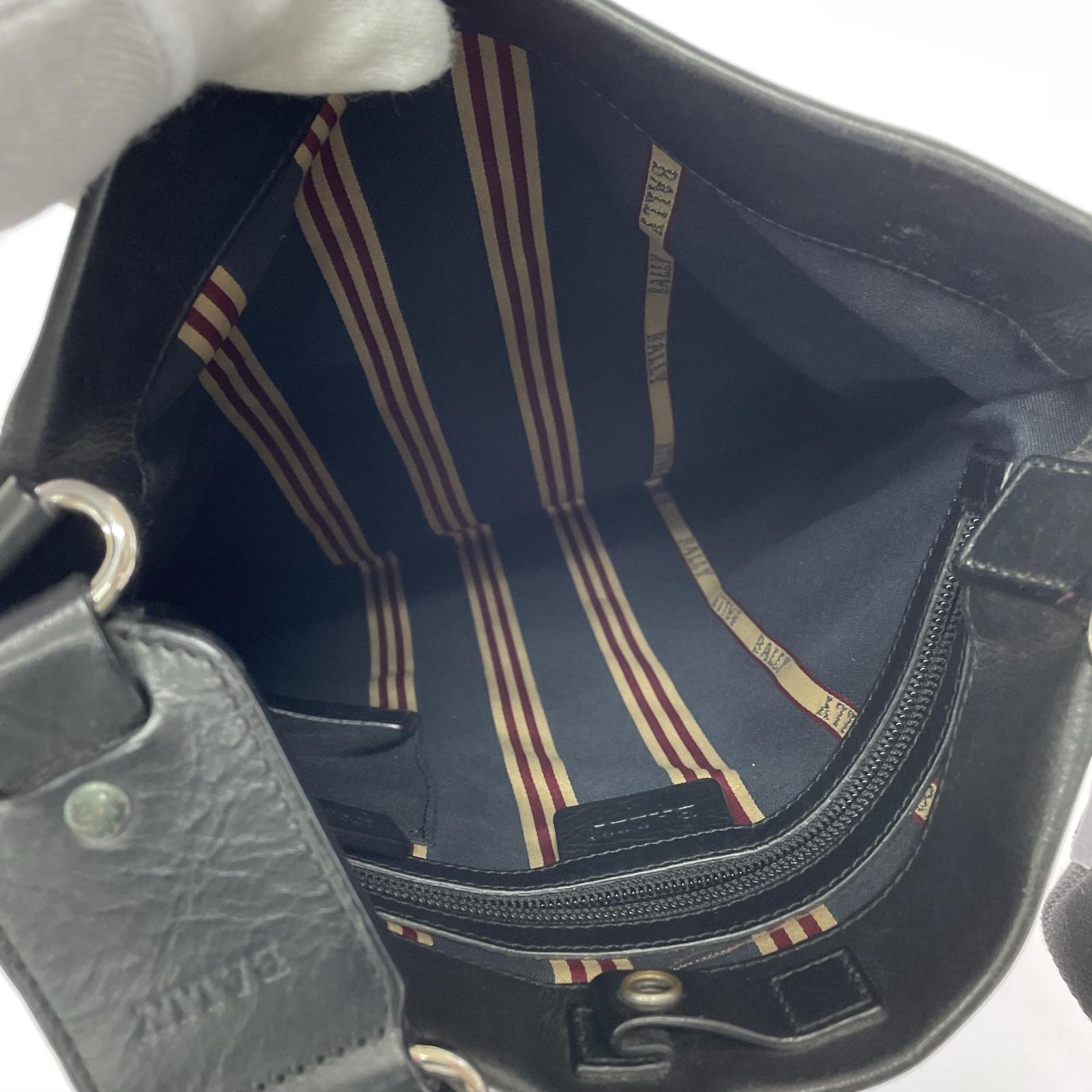 ショルダーバッグ BALLY レザーショルダーバッグ 黒 ブラック