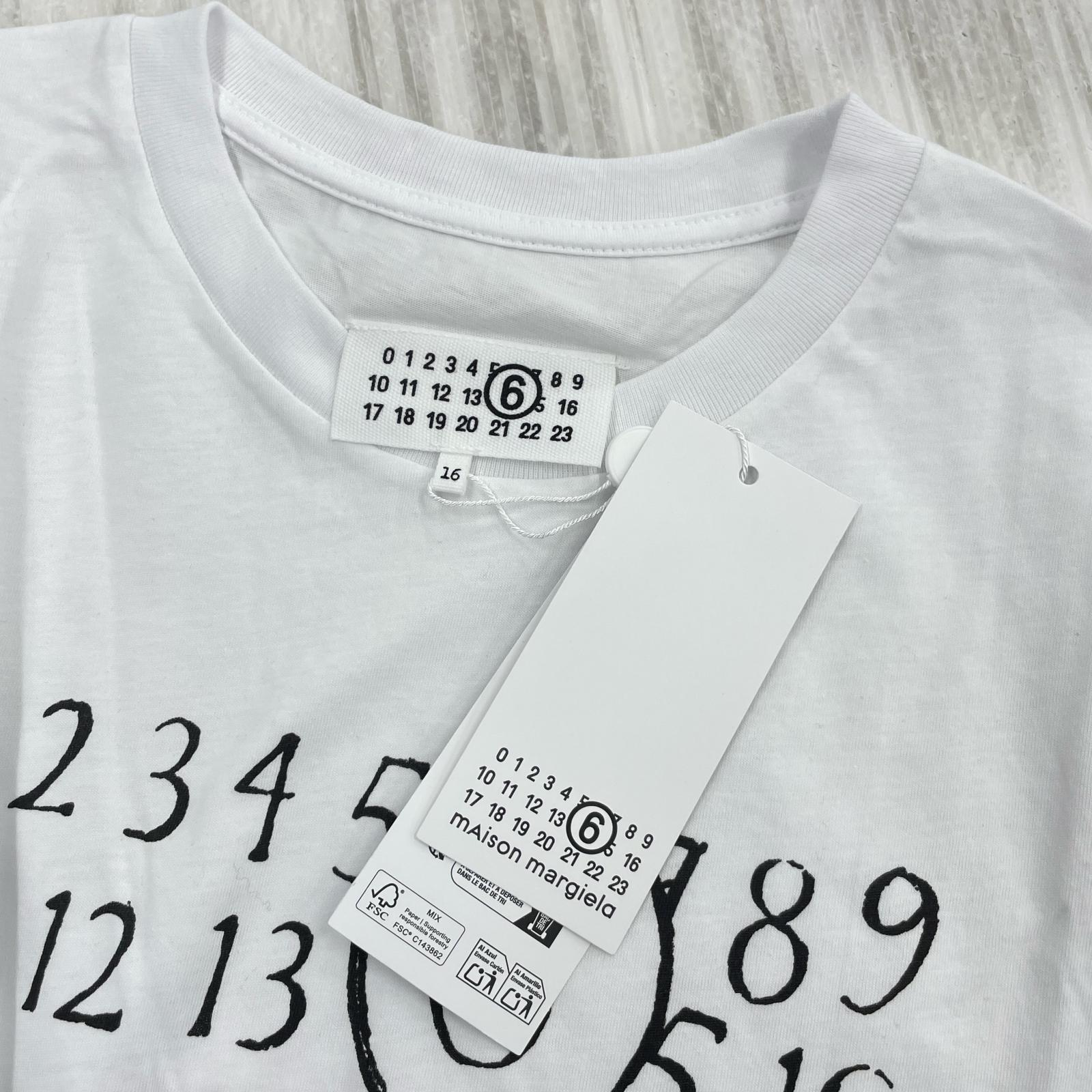 半袖Ｔシャツ MM6 26SS カレンダー プリントTee 16Y ホワイト ホワイト