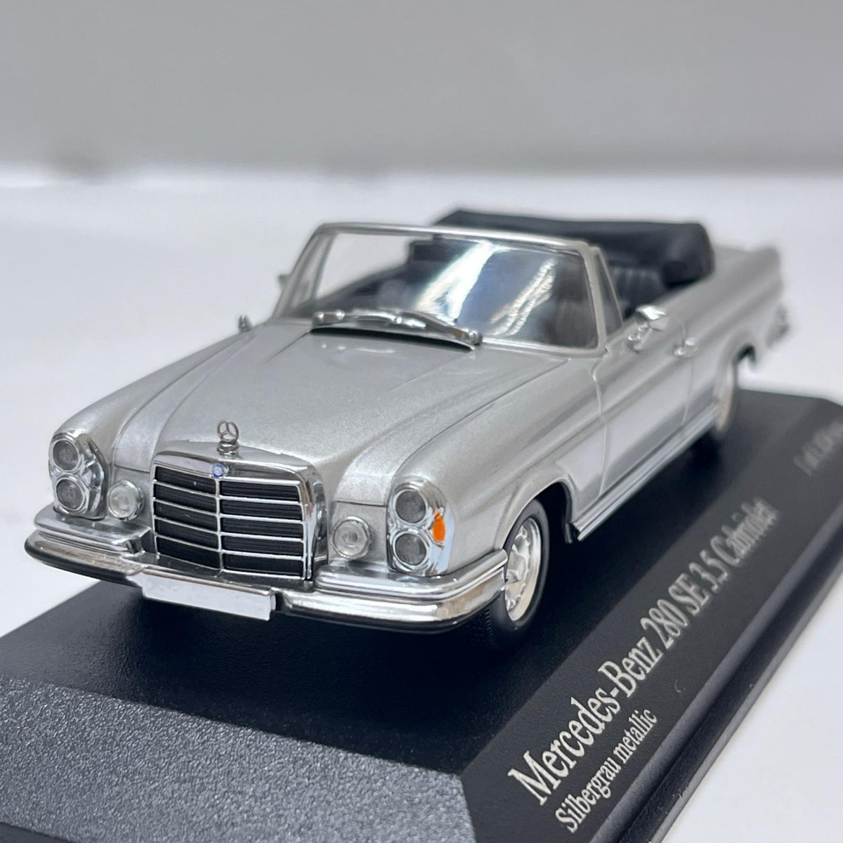 PMA メルセデスベンツ 280 SE カブリオレ 1970 ミニチャンプス 1/43 メルセデス・ベンツ 280SE カブリオレ シルバー MINICHAMPS（ミニチャンプス） スケールカー