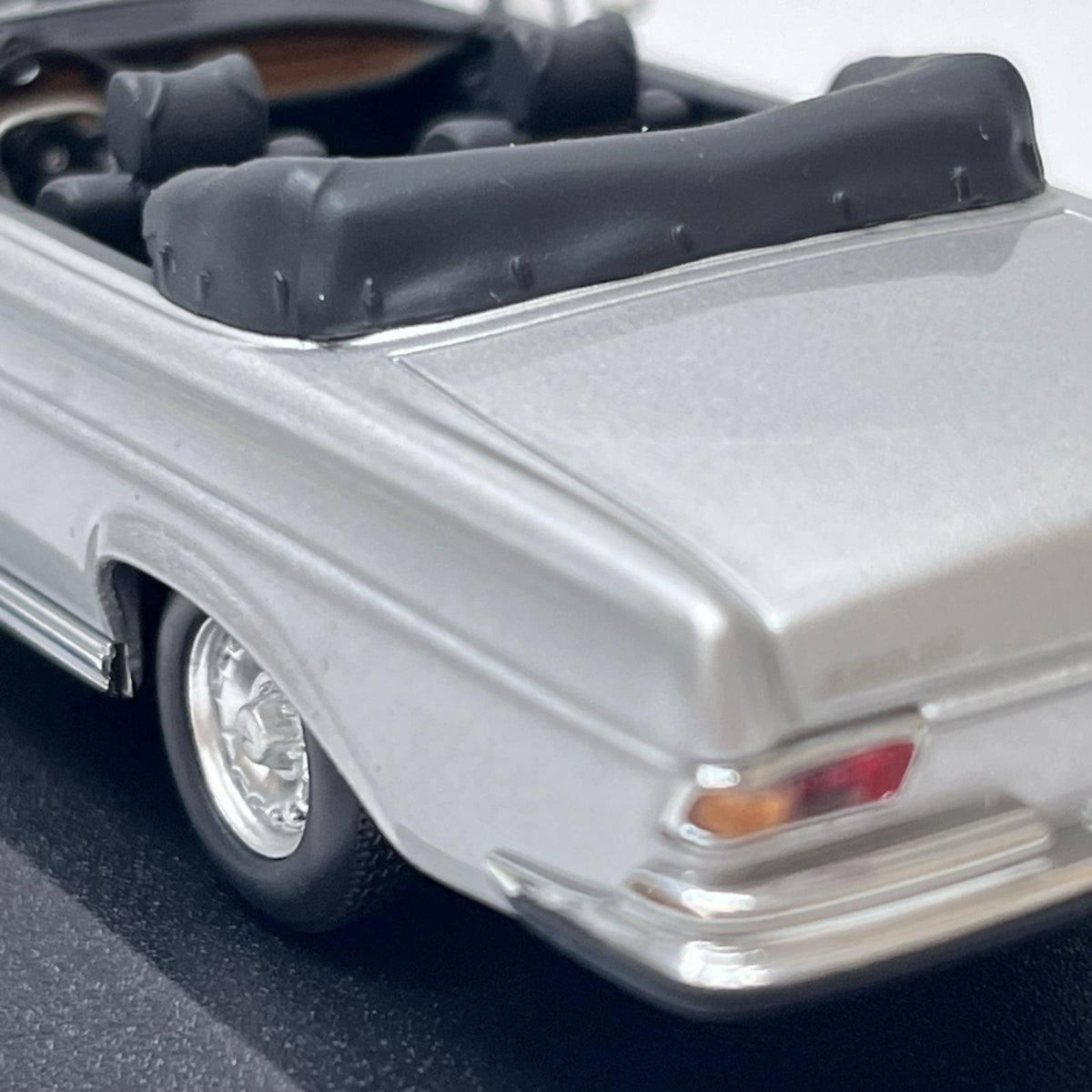 PMA メルセデスベンツ 280 SE カブリオレ 1970 ミニチャンプス 1/43 メルセデス・ベンツ 280SE カブリオレ シルバー MINICHAMPS（ミニチャンプス） スケールカー