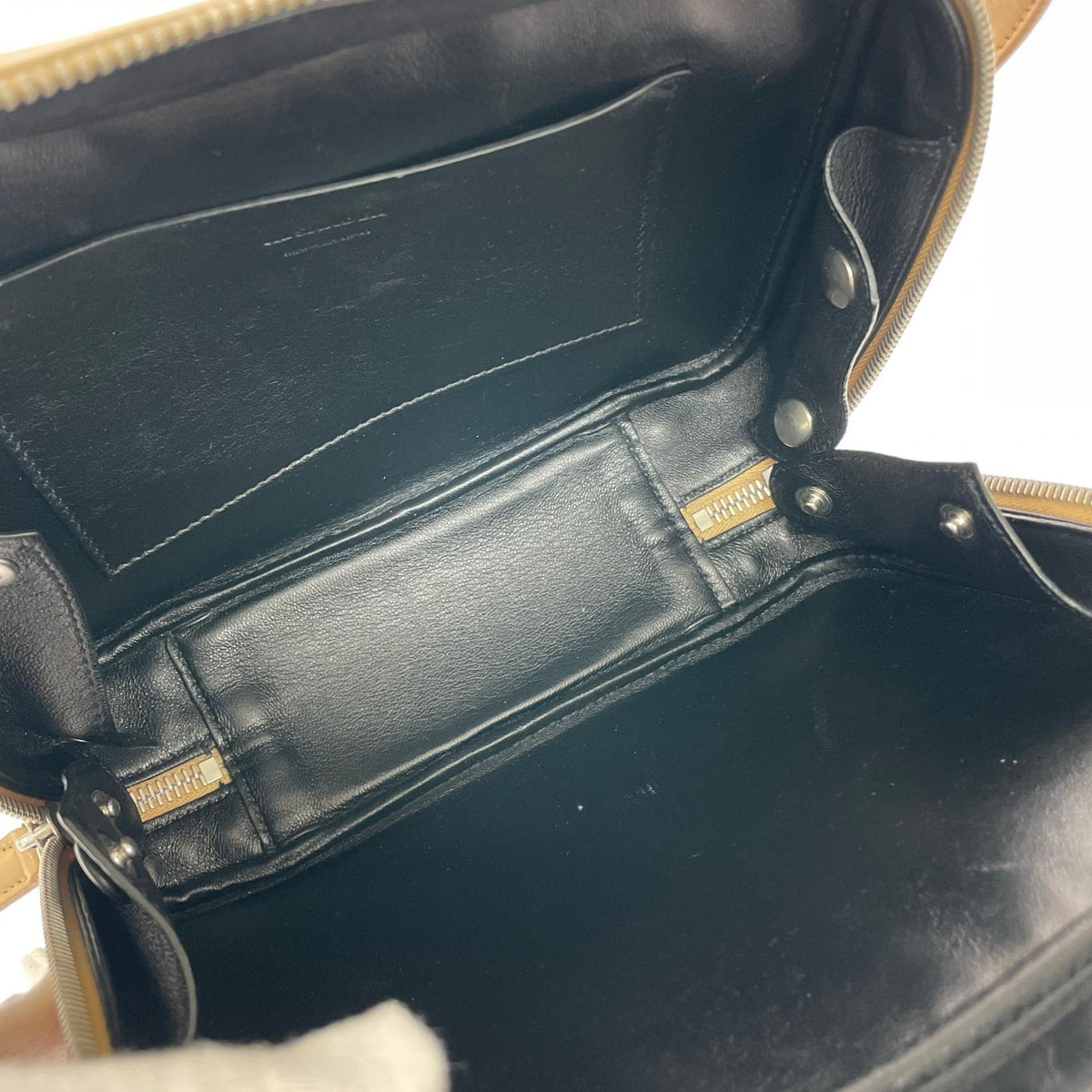 ショルダーバッグ JIL SANDER ｽｸｴｱ ﾚｻﾞｰｼｮﾙﾀﾞｰﾊﾞｯｸﾞ ﾍﾞｰｼﾞｭ ベージュ