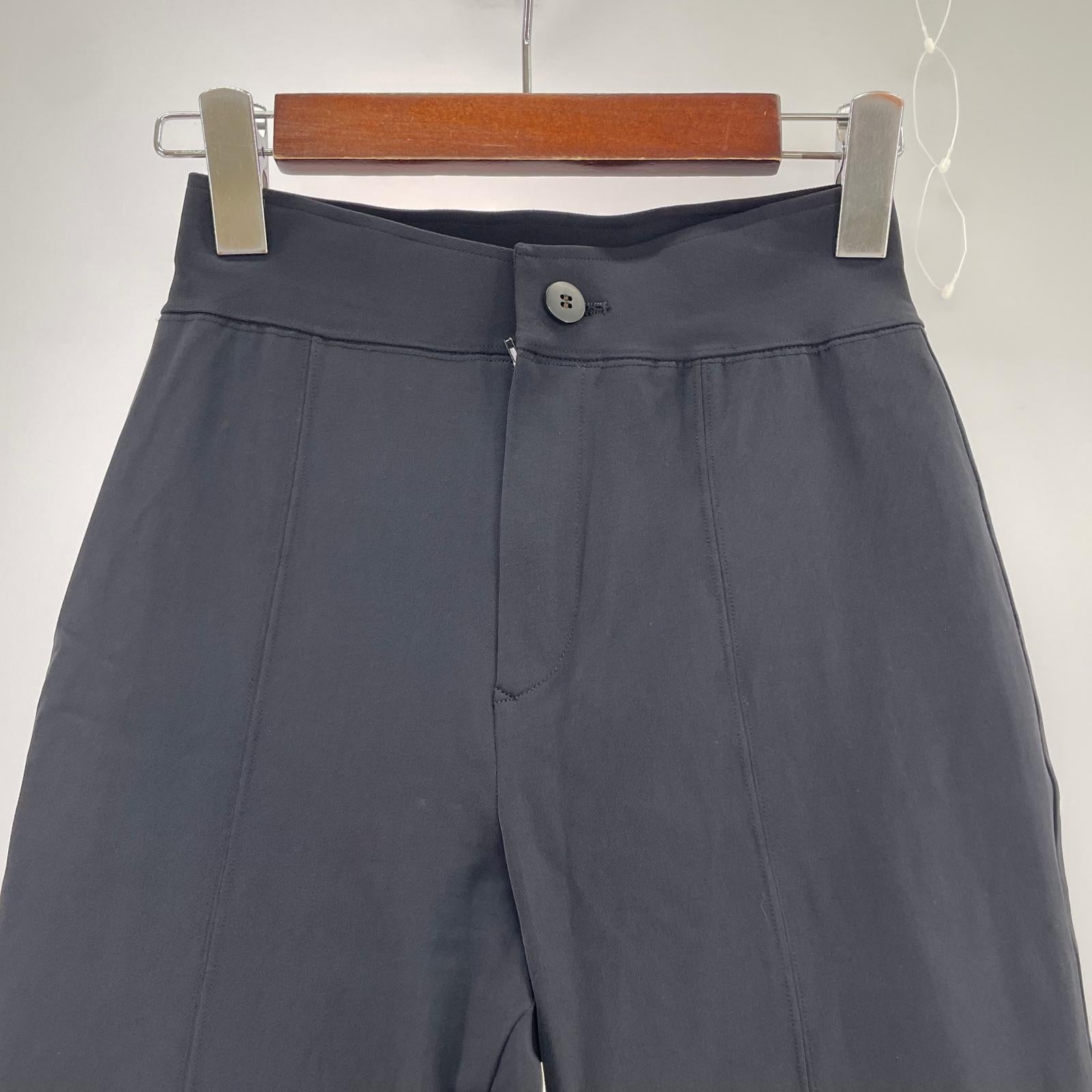パンツ タイトストレートパンツ　サイズS 黒 M ブラック