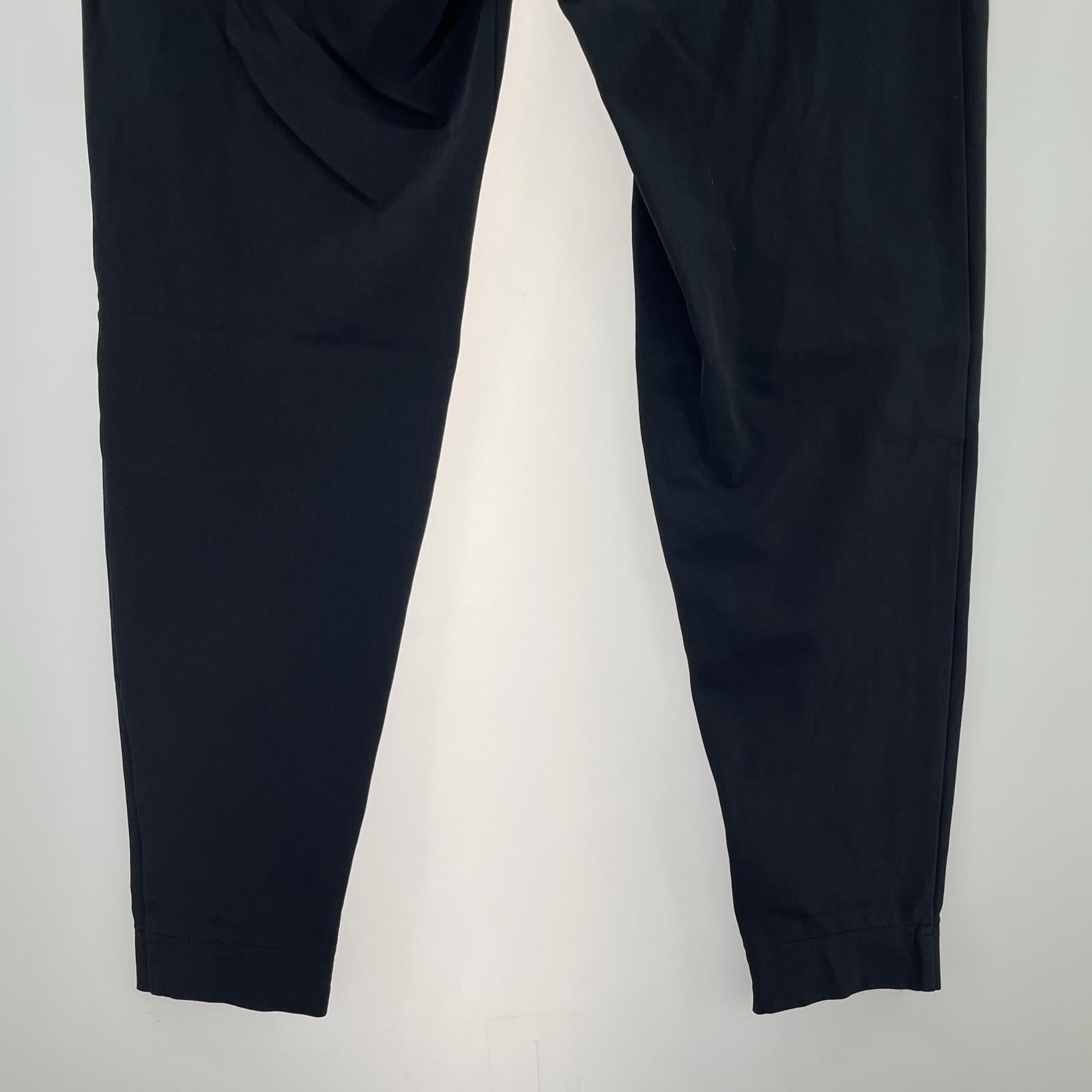 パンツ タイトストレートパンツ　サイズS 黒 M ブラック