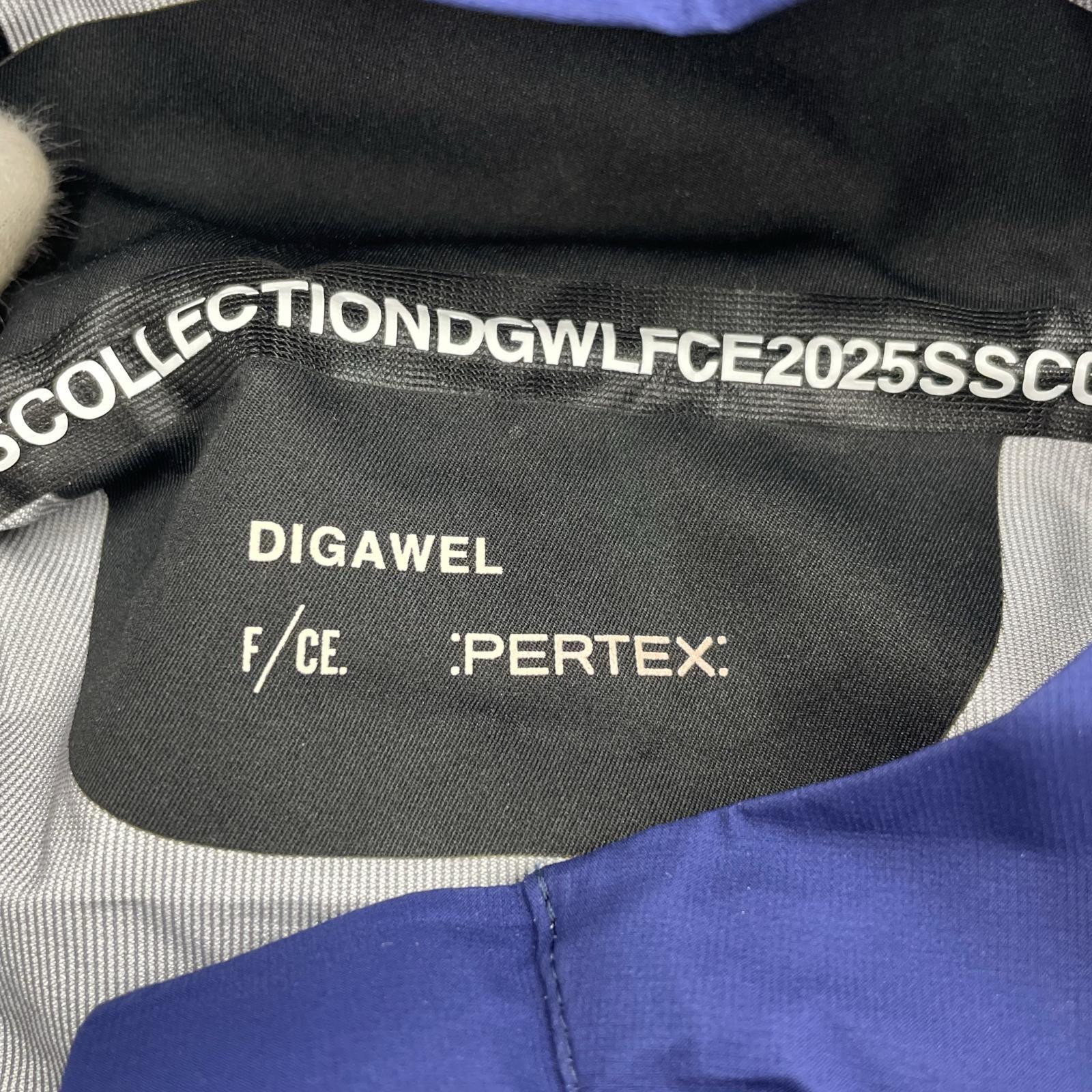 マウンテンパーカー F／CE．25SS SL SOFTSHELL JACKET 2 ブルー