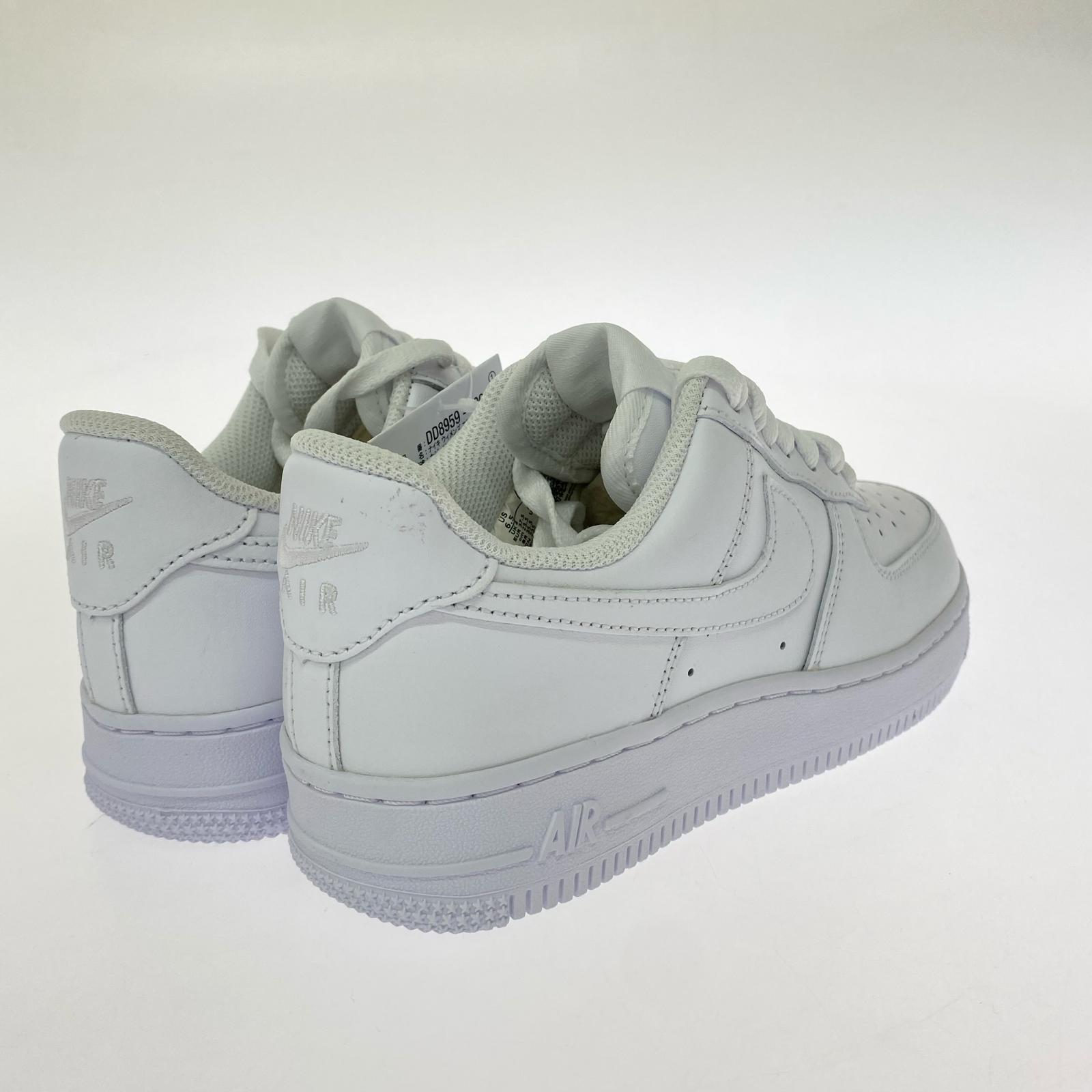 スニーカー WMNS Air Force 1 '07 Fireberry 23.5cm 23.5cm (US5 1/2 UK5 EU37) ホワイト