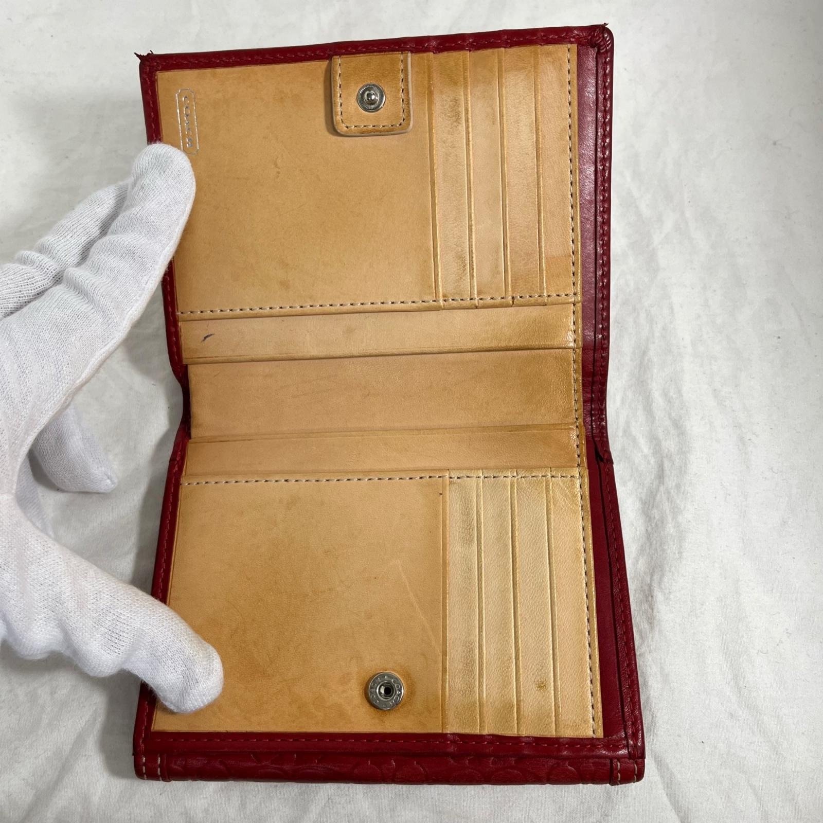 COACH シグネチャー エンボス