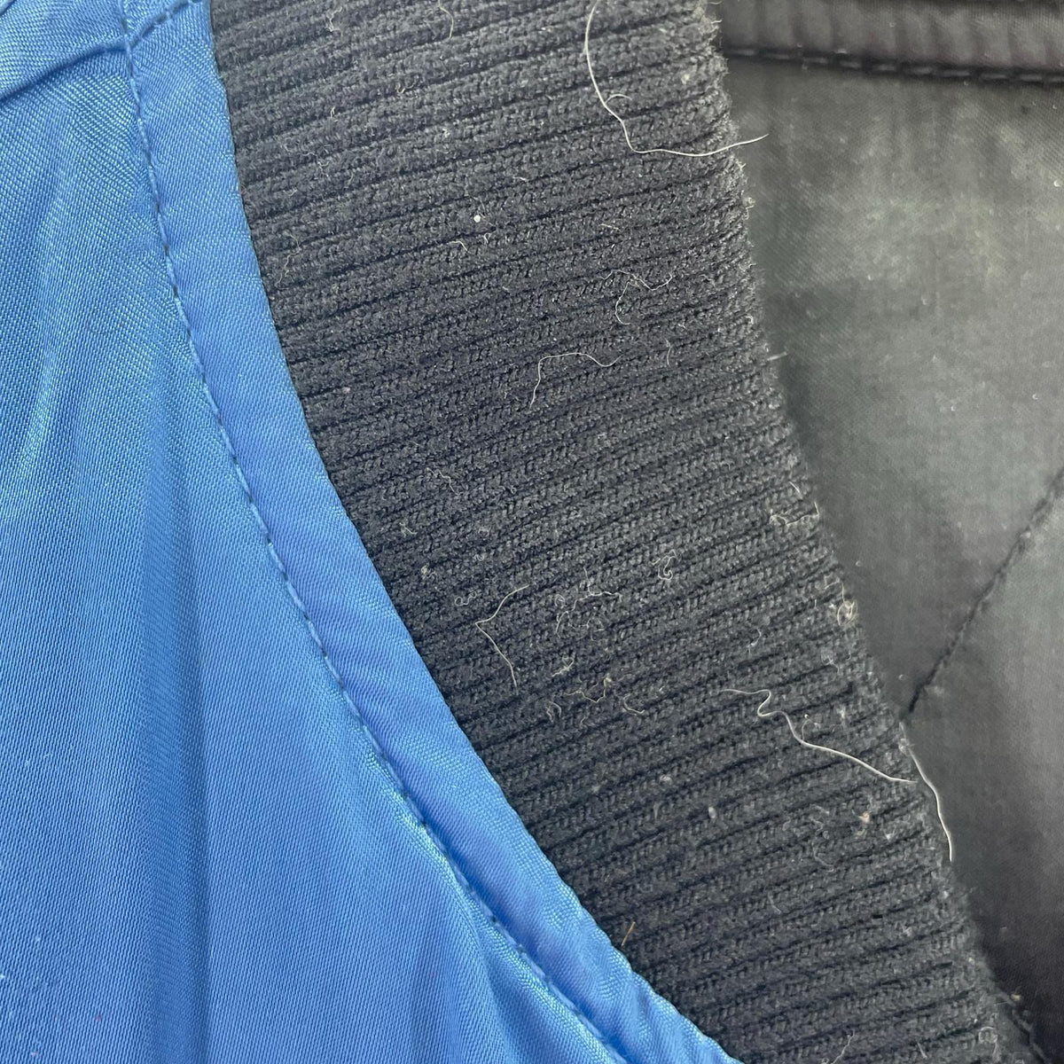 ブルゾン DIESELリバーシブルスタジャン M