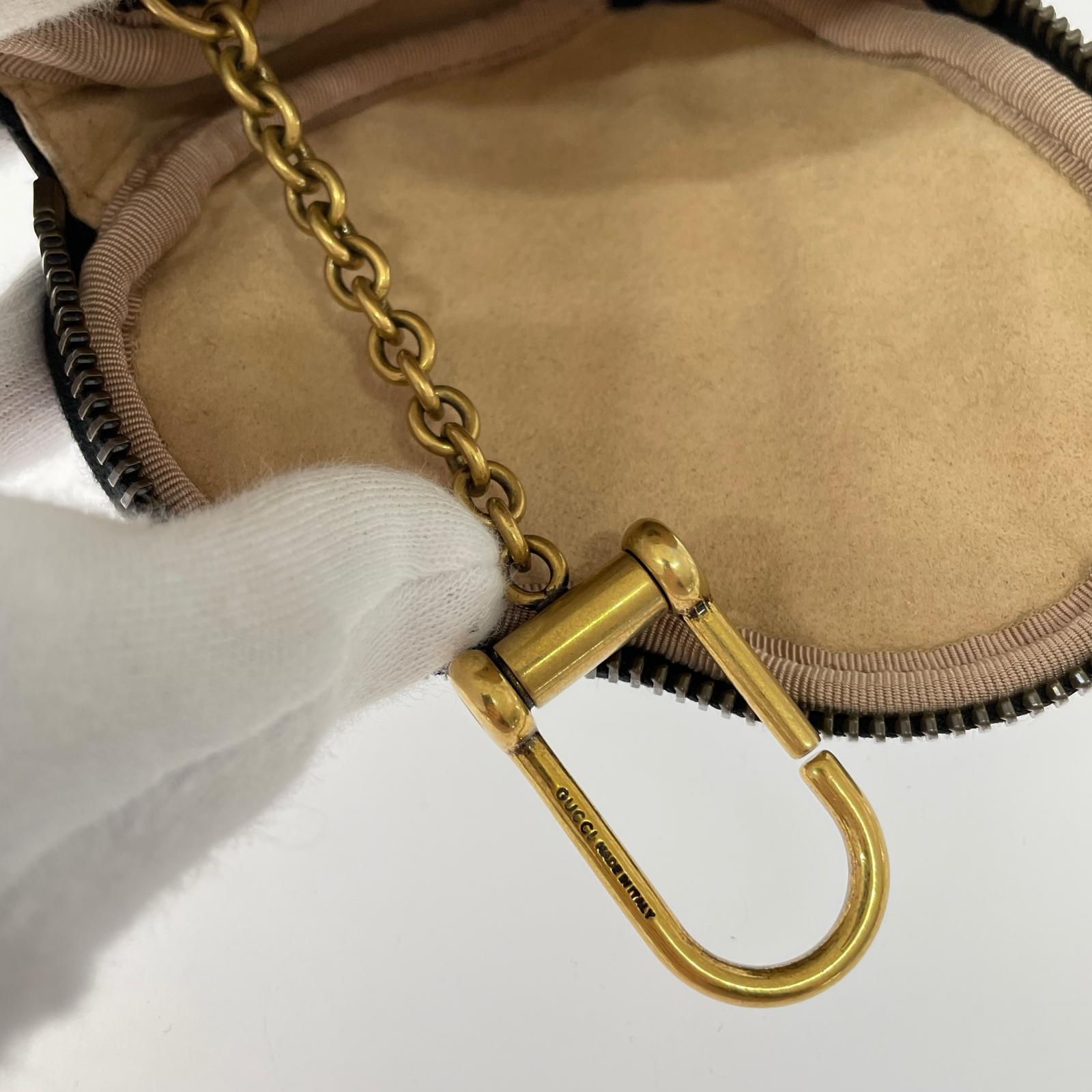 GUCCI　GGマーモント ハートシェイプコインケース