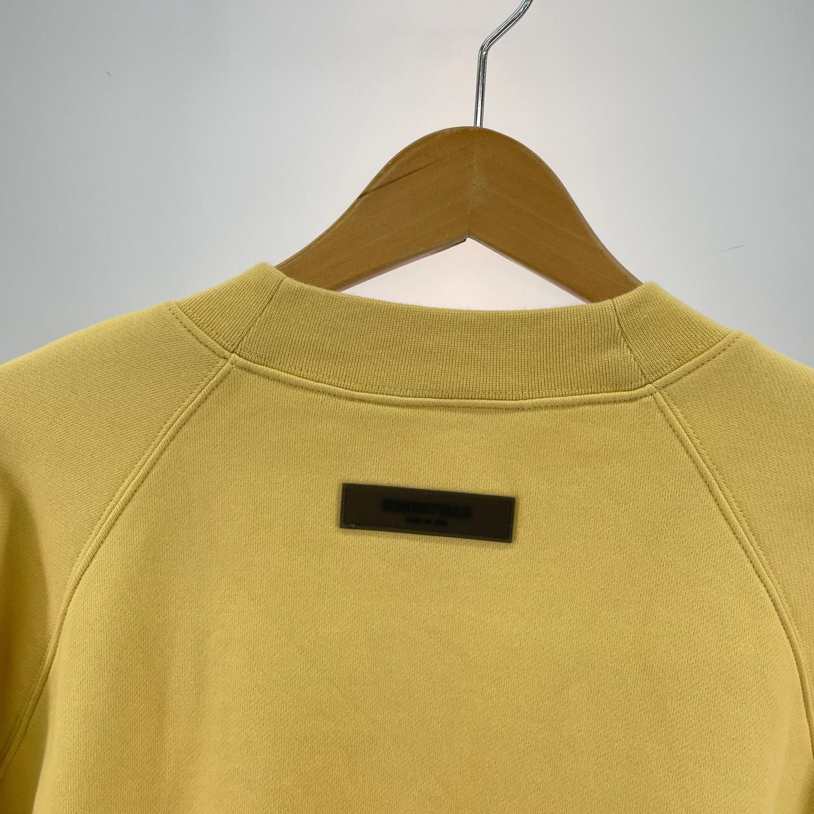 スウェット ESSENTIALS FEAR OF GOD ロゴラグランスウェット 黄 (M) M イエロー