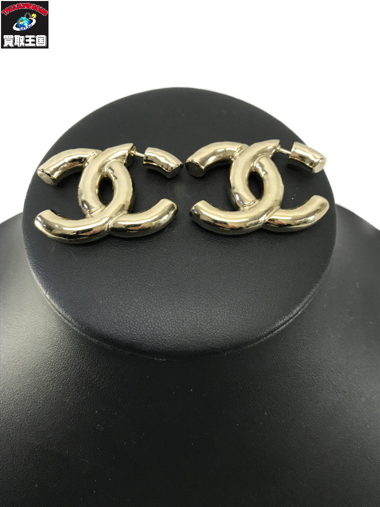 CHANEL ココマーク ピアス ゴールド