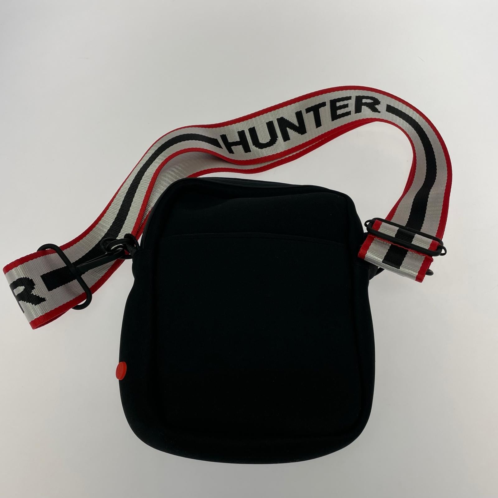 ショルダーバッグ STRAP CROSSBODY BAG ブラック