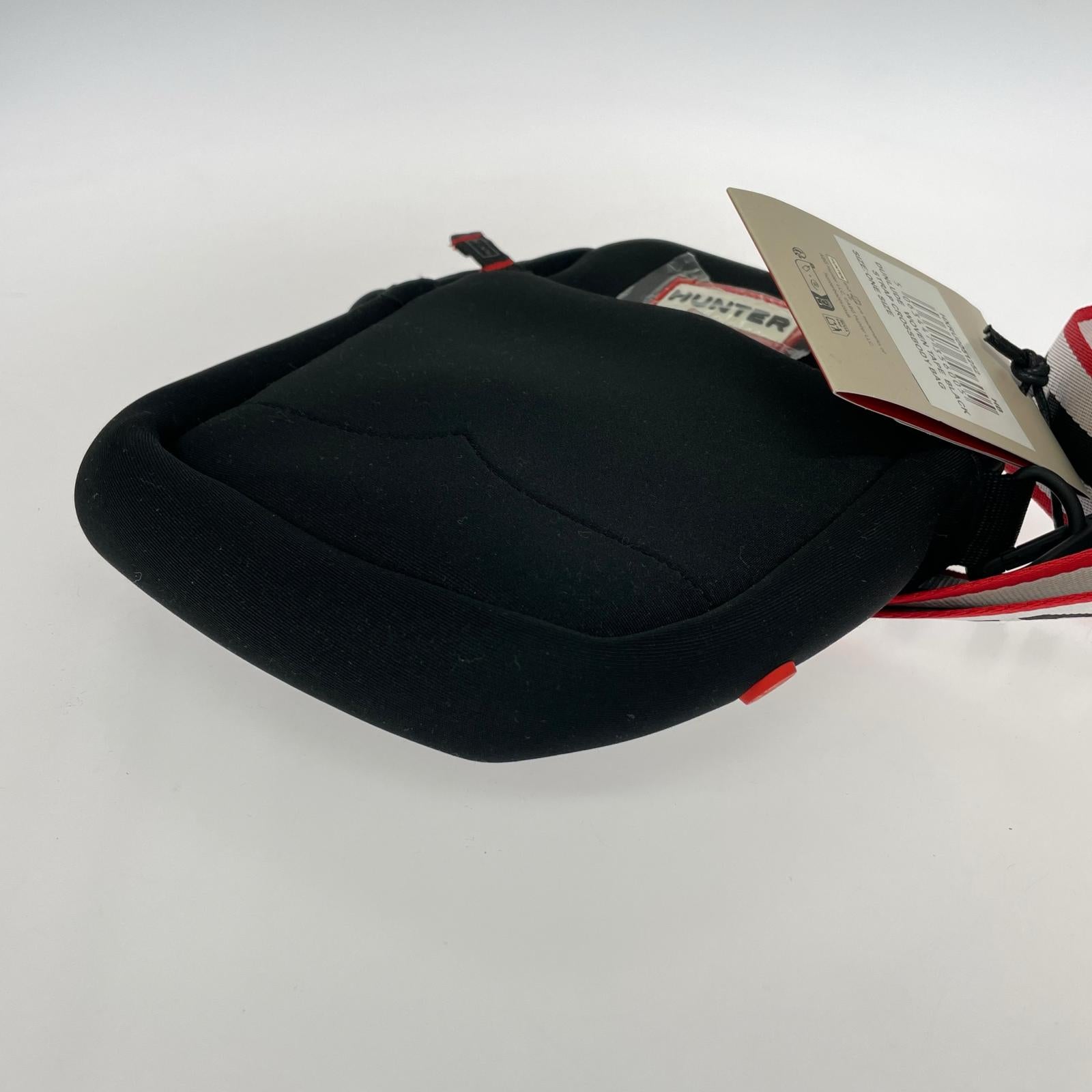 ショルダーバッグ STRAP CROSSBODY BAG ブラック