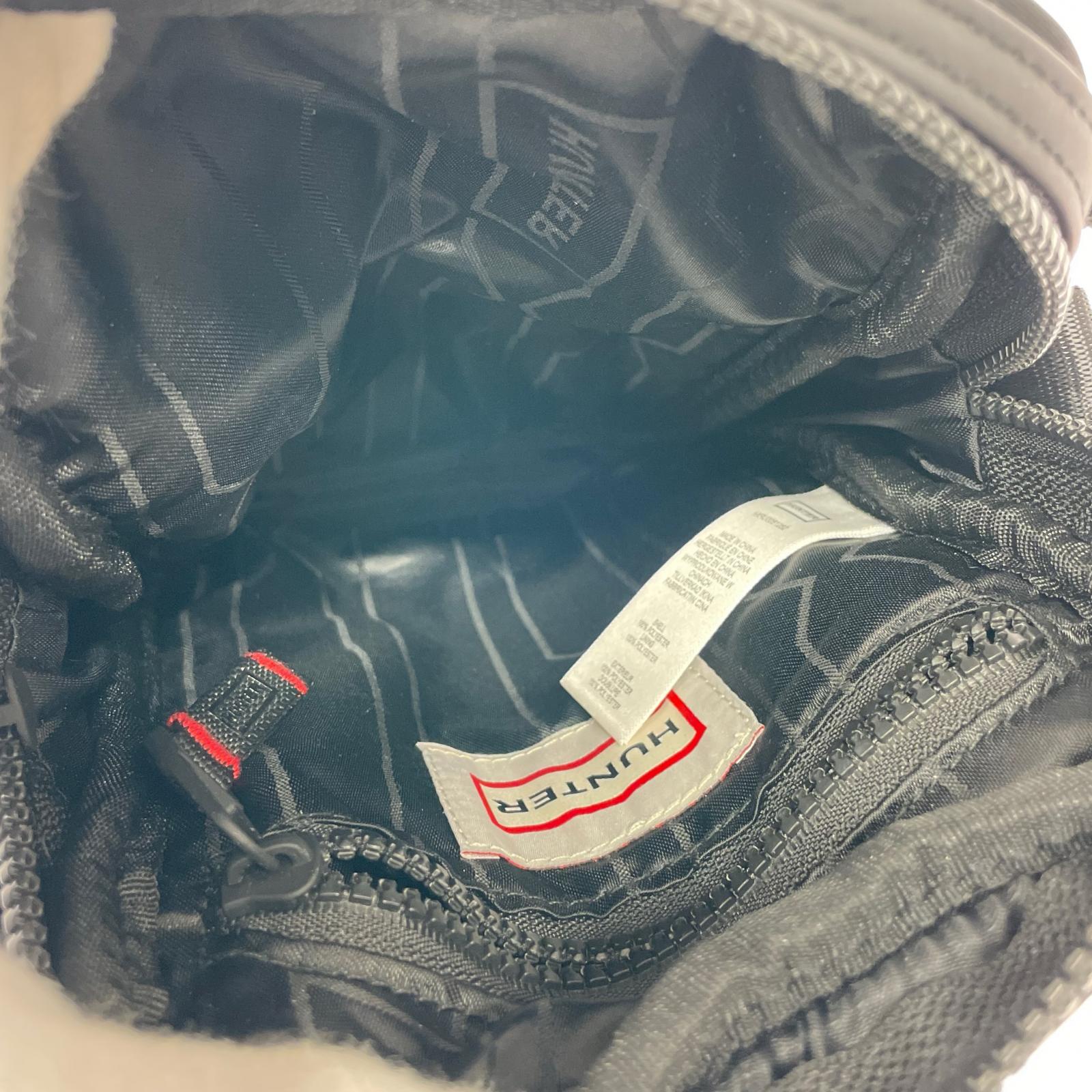 ショルダーバッグ STRAP CROSSBODY BAG ブラック