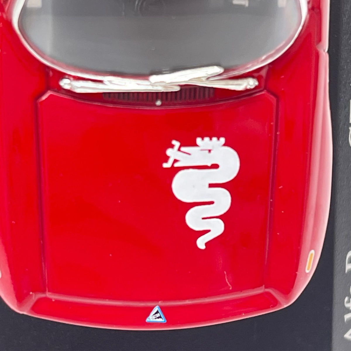 Alfa Romeo GTA 1300 Junior アルファロメオ GTA 1300 ジュニア（レッド） ミニチャンプス（MINICHAMPS） スケールカー