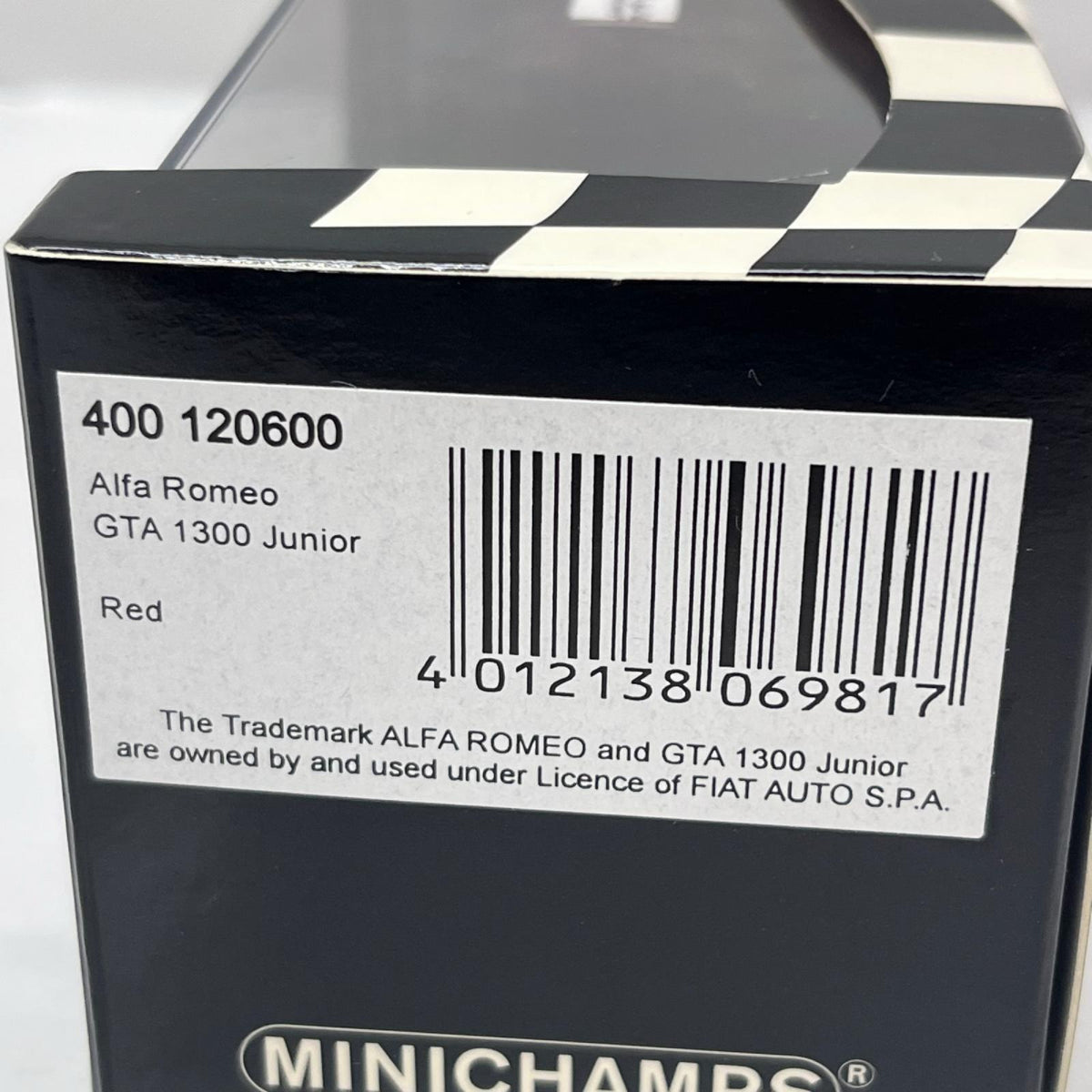 Alfa Romeo GTA 1300 Junior アルファロメオ GTA 1300 ジュニア（レッド） ミニチャンプス（MINICHAMPS） スケールカー