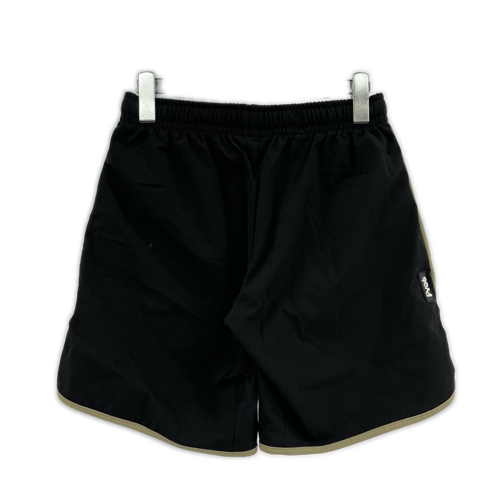 ショートパンツ PVOT ブラック