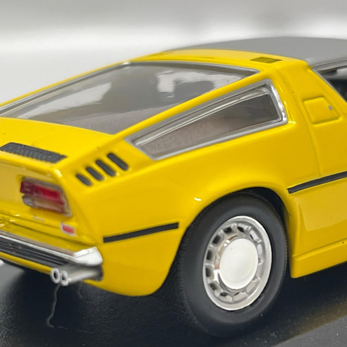 PMA Maserati Bora 1972 ミニチャンプス（MINICHAMPS） スケールカー