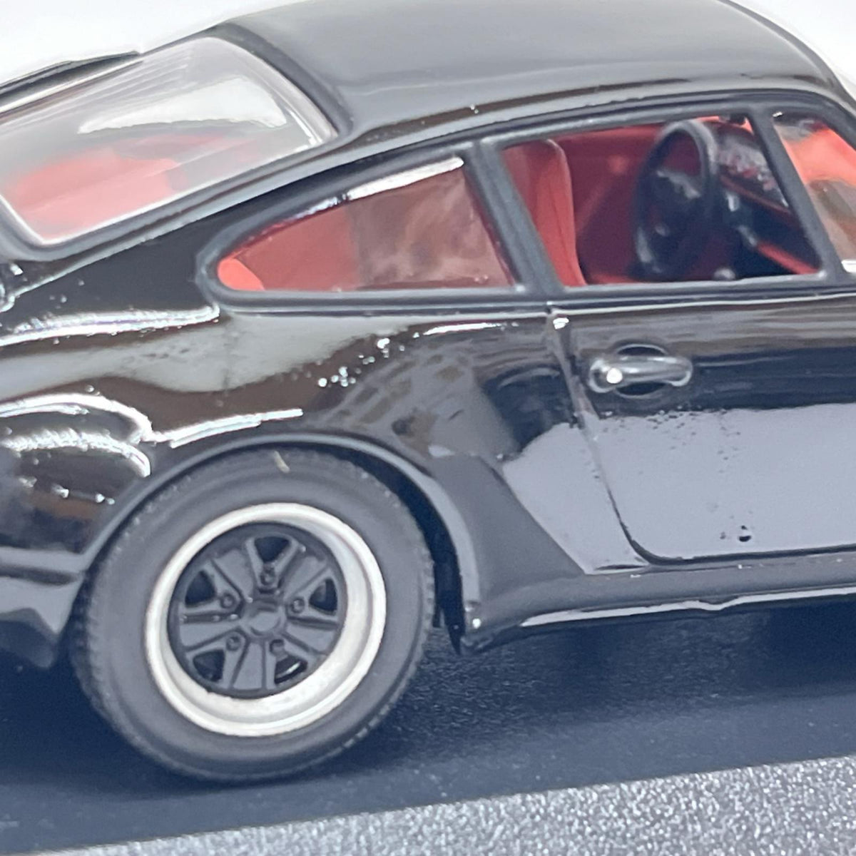 PMA Porsche 911 turbo 1977 ミニチャンプス 1/43 ポルシェ 911 ターボ 1977 ミニチャンプス（MINICHAMPS） スケールカー