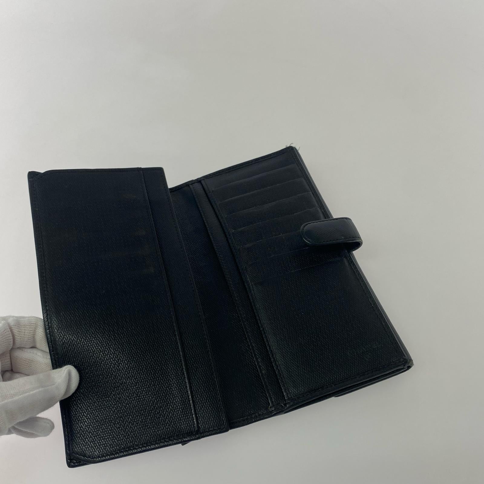 ココボタンロングウォレット BLK