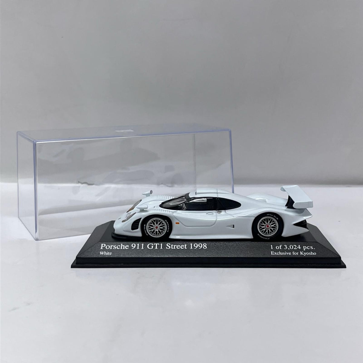 PMA×京商 Porsche 911 GT1 Street 1998 MINICHAMPS（ミニチャンプス） / 京商（KYOSHO） MINICHAMPS（ミニチャンプス）/京商（KYOSHO） スケールカー