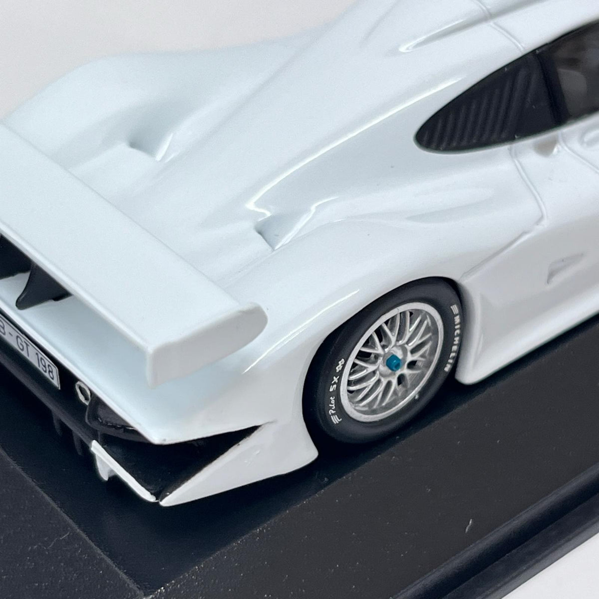 PMA×京商 Porsche 911 GT1 Street 1998 MINICHAMPS（ミニチャンプス） / 京商（KYOSHO） MINICHAMPS（ミニチャンプス）/京商（KYOSHO） スケールカー